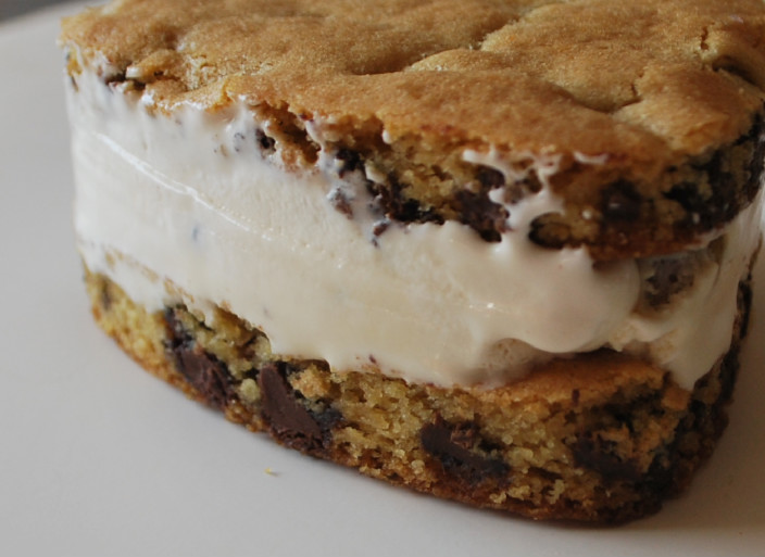 Buttercream Bakehouse Ice cream sandwiches