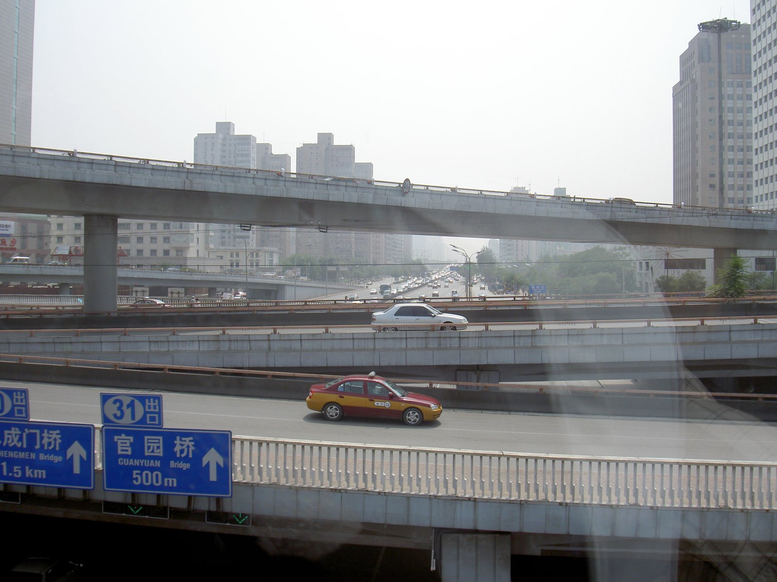 [PICT0843.JPG]