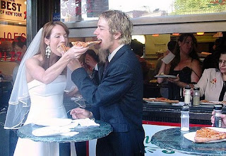 Ranking de las famosas peores vestidas en el dia de su boda 9
