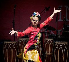 Tari Jaipongan Tari+Jaipongan Tari Jaipongan
