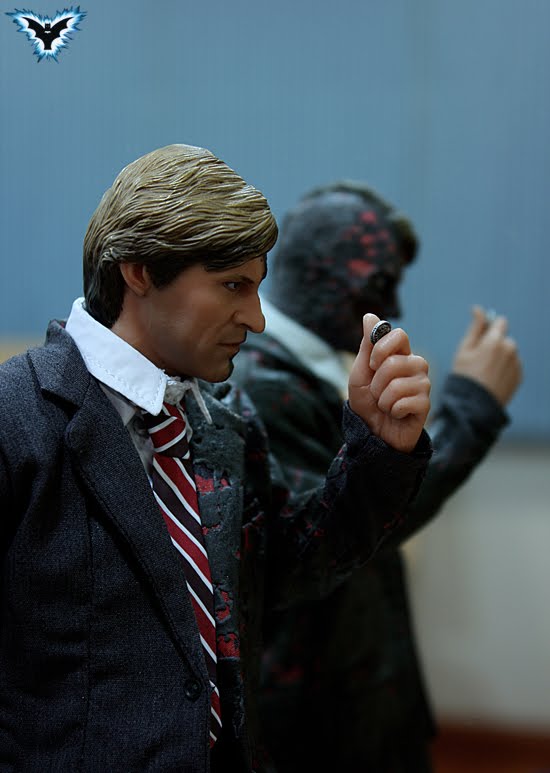 [harveytwoface19zl5.jpg]