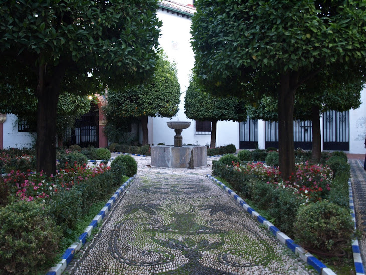 Los jardines de la plaza Julio Romero de Torres