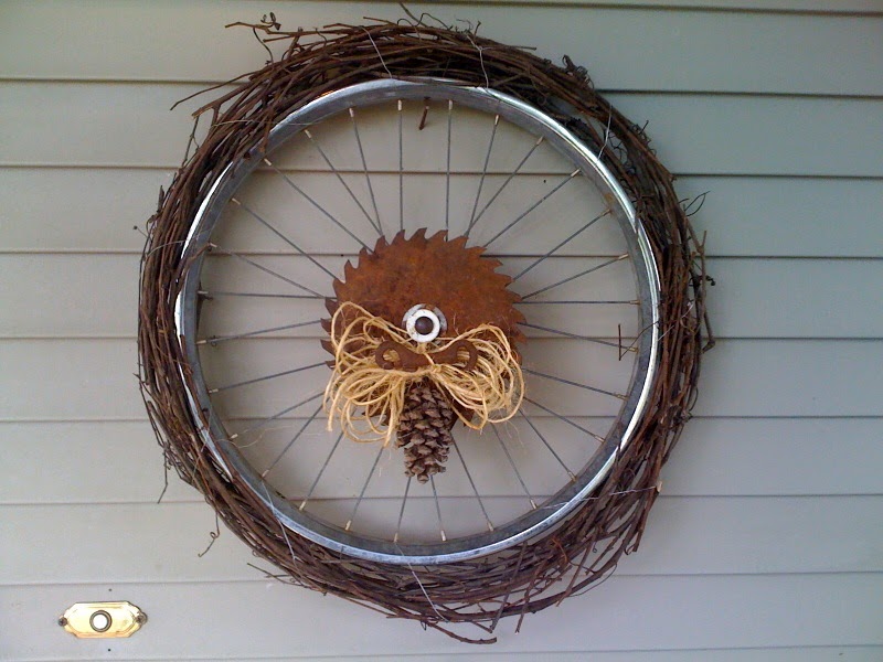 FreeSourceFull Fun With Junk Bicycle Wheel Wreath