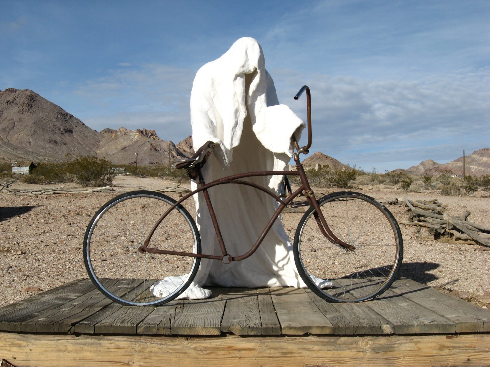 The ClaremontCyclist: October Southern California Ghost Bikes...