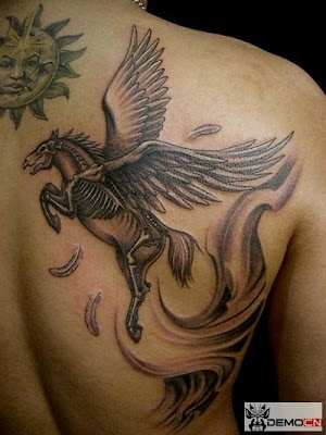 The skeleton structure of this Pegasus tattoo is the taste only for men, 