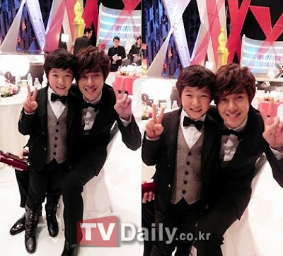http://4.bp.blogspot.com/_vu9uqzISxb0/TSMkBG6G68I/AAAAAAAASgw/Y77PI-tHbUs/s400/ji%2Bhoo.jpg