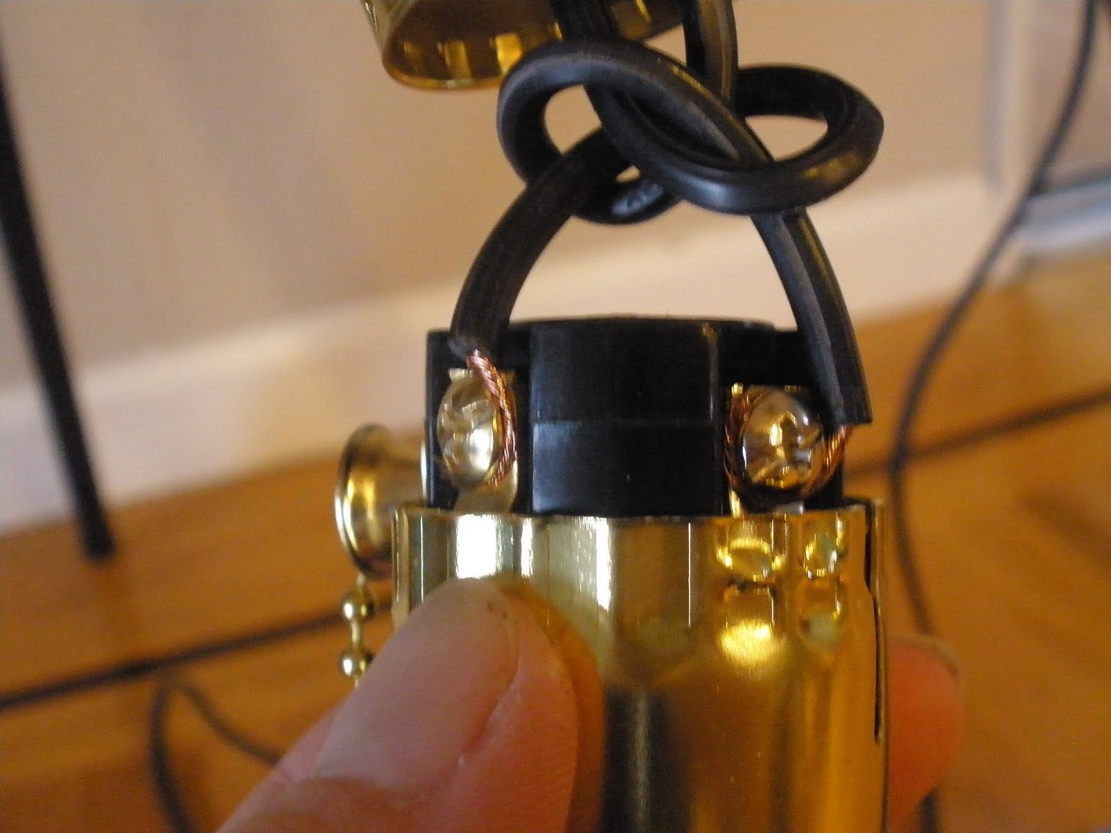 Pregnant... with power tools DIY Tripod Lamp