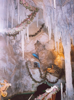 Julia S Gems Cool Places Neuschwanstein Castle S Grotto