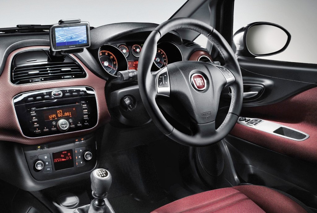 Tech World 2011 Fiat Punto Evo Specifications Reviews And Features