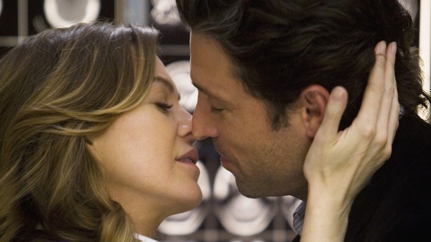 [meredith+gray+kissing.jpg]