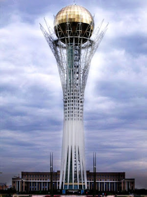 Beyterek tower