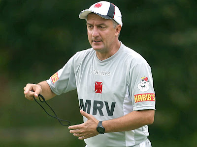 http://4.bp.blogspot.com/_w16neW3EfT0/SXsD9BsqbmI/AAAAAAAAE-A/Wd8z0F2PbUg/s400/2009-DORIVAL+JUNIOR+2.jpg