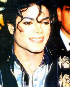 http://4.bp.blogspot.com/_w1W8wiFCraw/SeeXxT7964I/AAAAAAAAAC0/Lbr_NaUX5J8/s320/bad+era.jpg