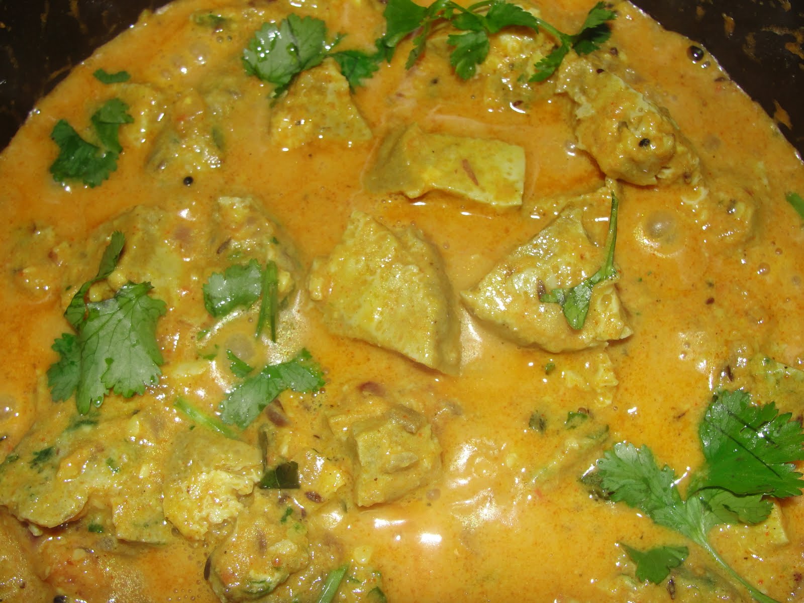 GayathriRaj Heaven on a Spoon!!! Egg Paneer Curry.. )
