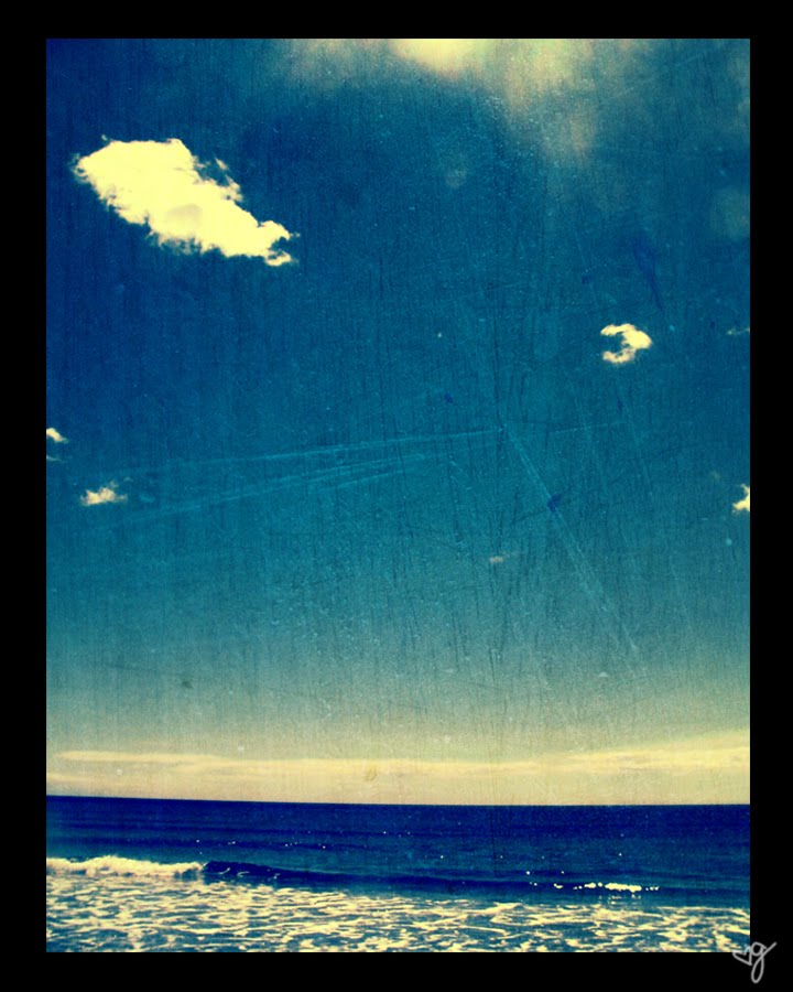 [Vintage_Beach__by_orangetopatos.jpg]