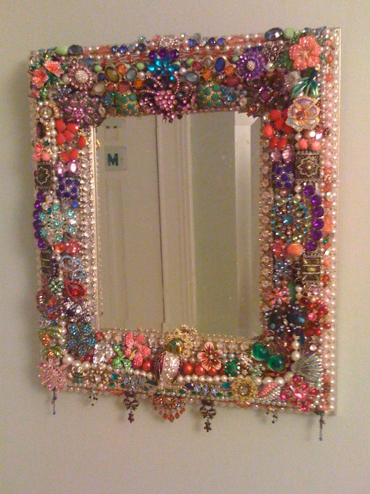 La Todera Jewelry Mirror