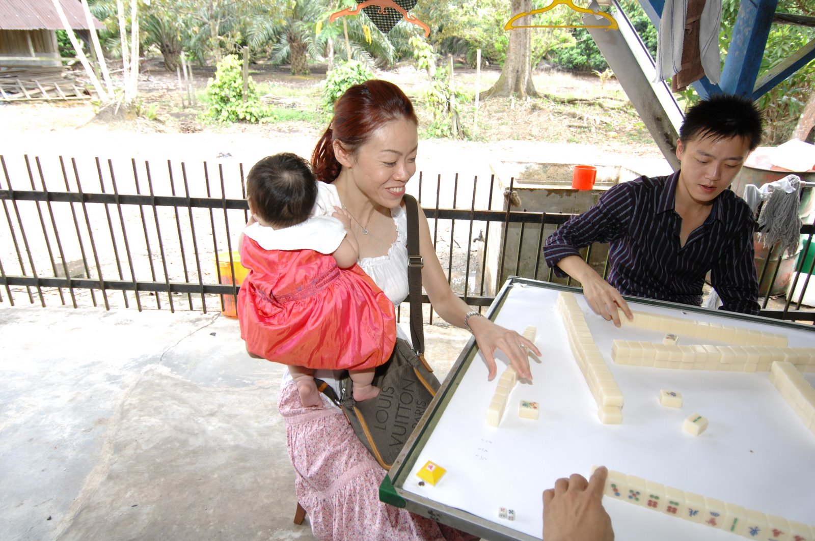 [D2X_3970.JPG]