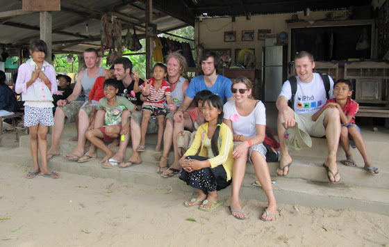 En el orfanato de Cambodia