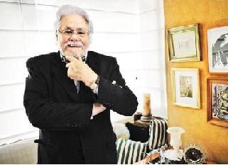 Perfil del Maestro Carlos Gaviria