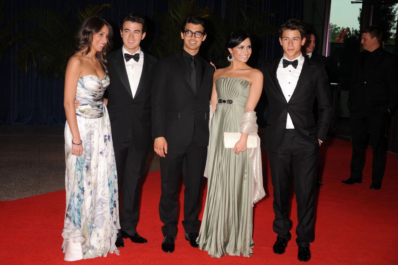 http://4.bp.blogspot.com/_wGn83D6Rmj8/S-dHeATGSGI/AAAAAAAAAq0/OjMVNspcno4/s1600/17.jpg