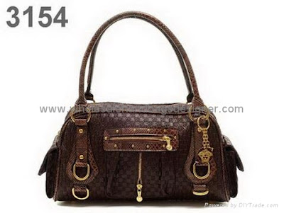 Fashion Models And Use O f Hand Bags Versace_handbags+%25281%2529
