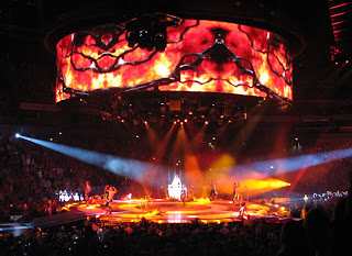Britney, lava 2