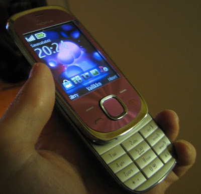Nokia 7230