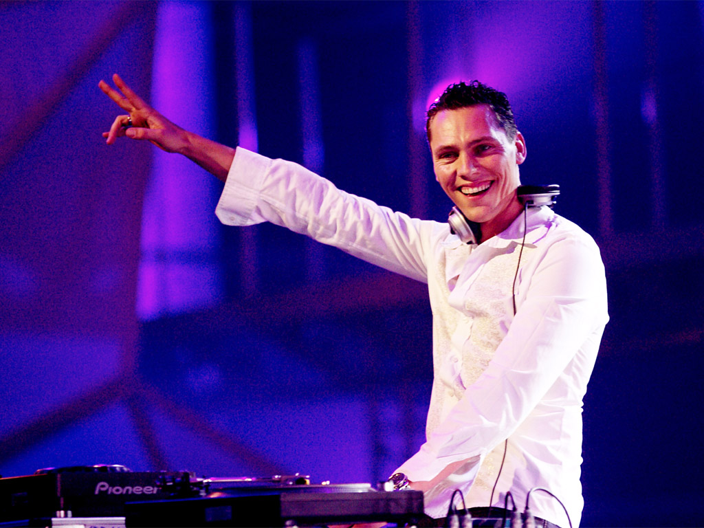 [DJ_Tiesto.jpg]