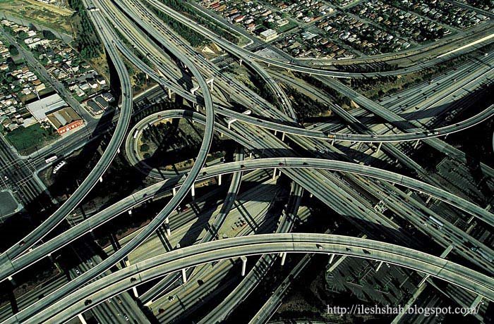 [Highways+over+LA,+California,+US...ilu's+world.jpg]