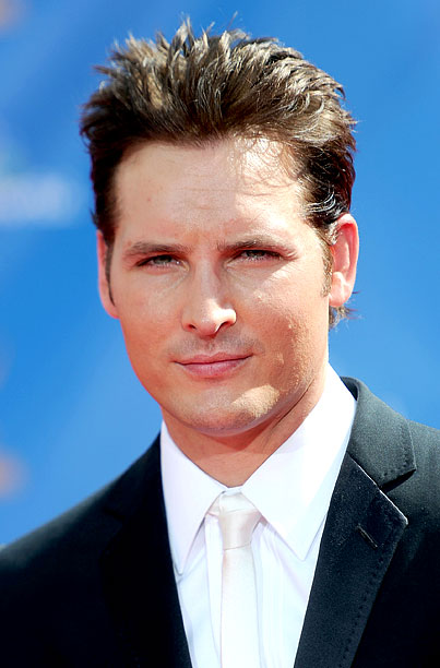 Peter Facinelli Hits the Red Carpet at the Emmys