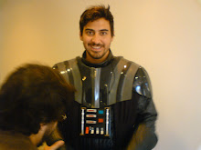 Daniel Elosua como Darth Vader.