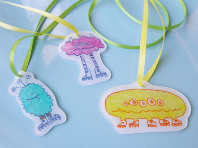 Free Printable Rollerskating Monster Party Shrinky Dinks: Little Paper Dog