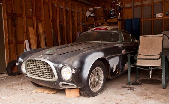 ferrari-barn-find-the-gentleman-racer-RM-auctions.jpg