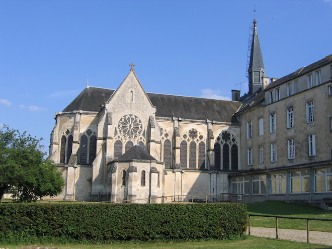 L'Institut et la Chapelle Notre-Dame de Larnay