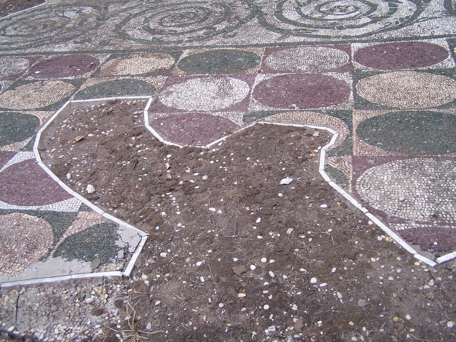 [Rome-+Ancient+Roman+Baths+Floor.jpg]