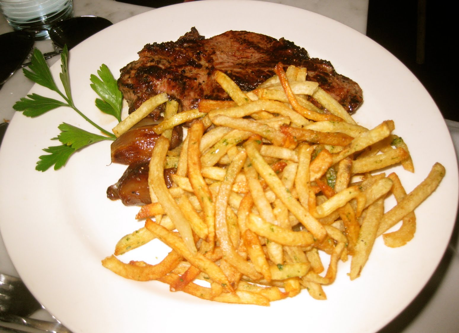Sagaponack+Steak+%26+Fries.JPG