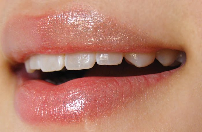 [Heavily+on+lips+(3).jpg]