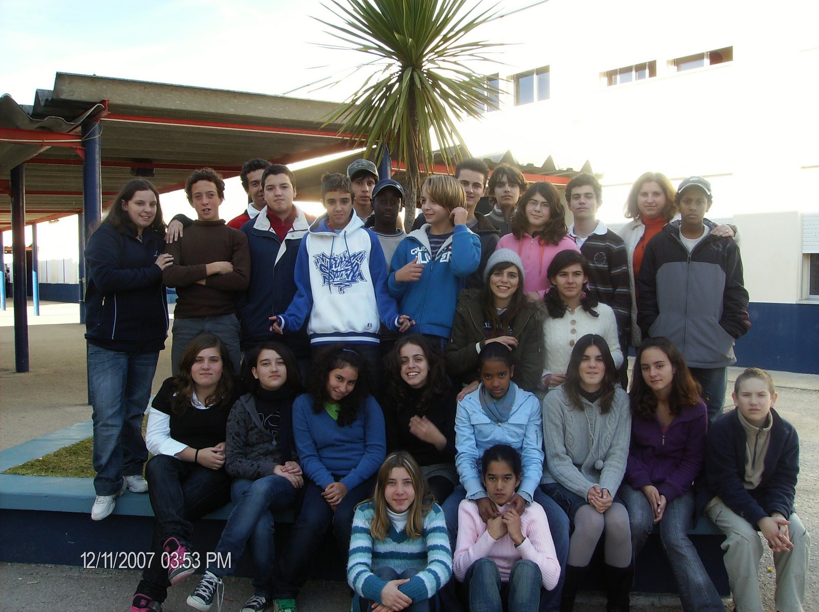[CLUBE+DIAL%C3%93GICO+8%C2%BA+A+006.jpg]