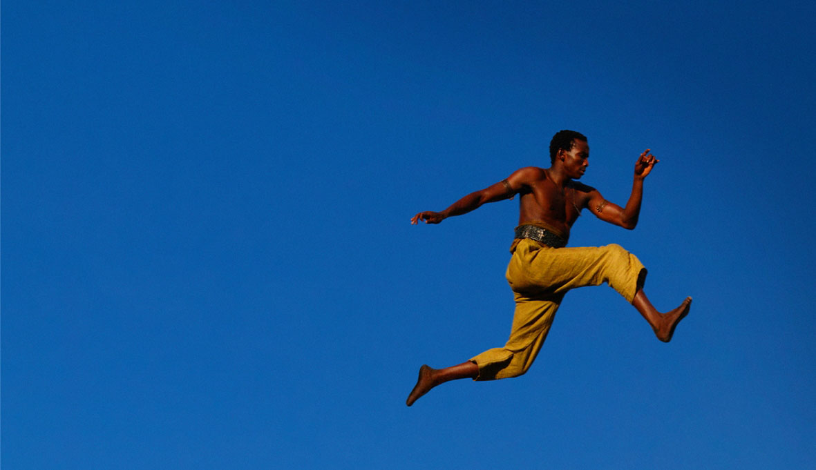 [Ailton+Carmo++®+Besouro_foto+cartaz.jpg_rgb.JPG]