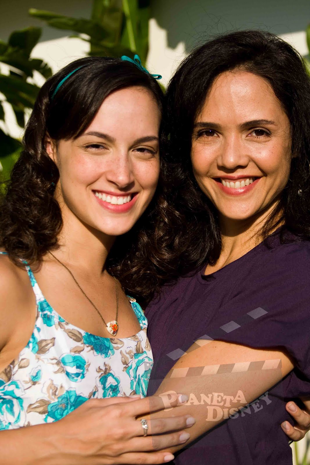 [Tereza+Seiblitz+e+Renata+Ferreira.jpg]