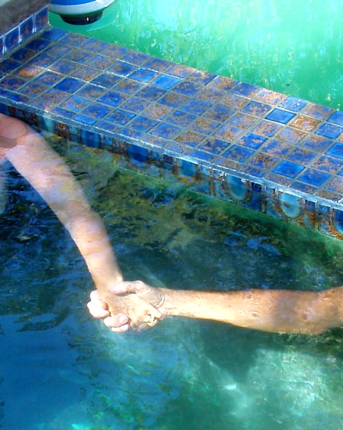 [Hands+held+in+water_10.JPG]