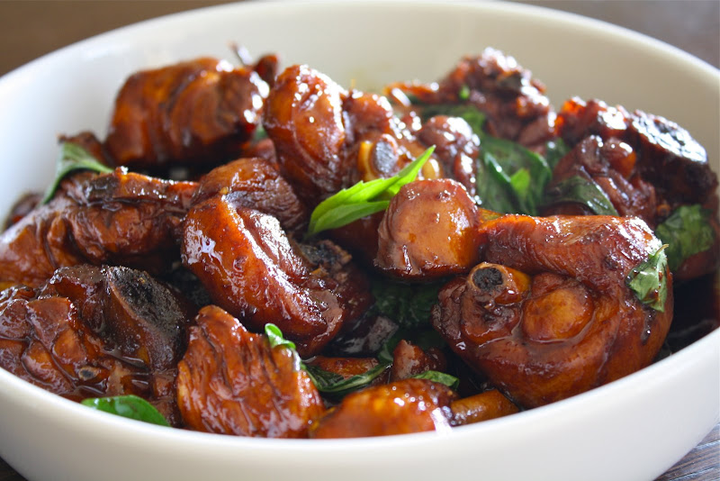 Braised Chicken With Asian Basil