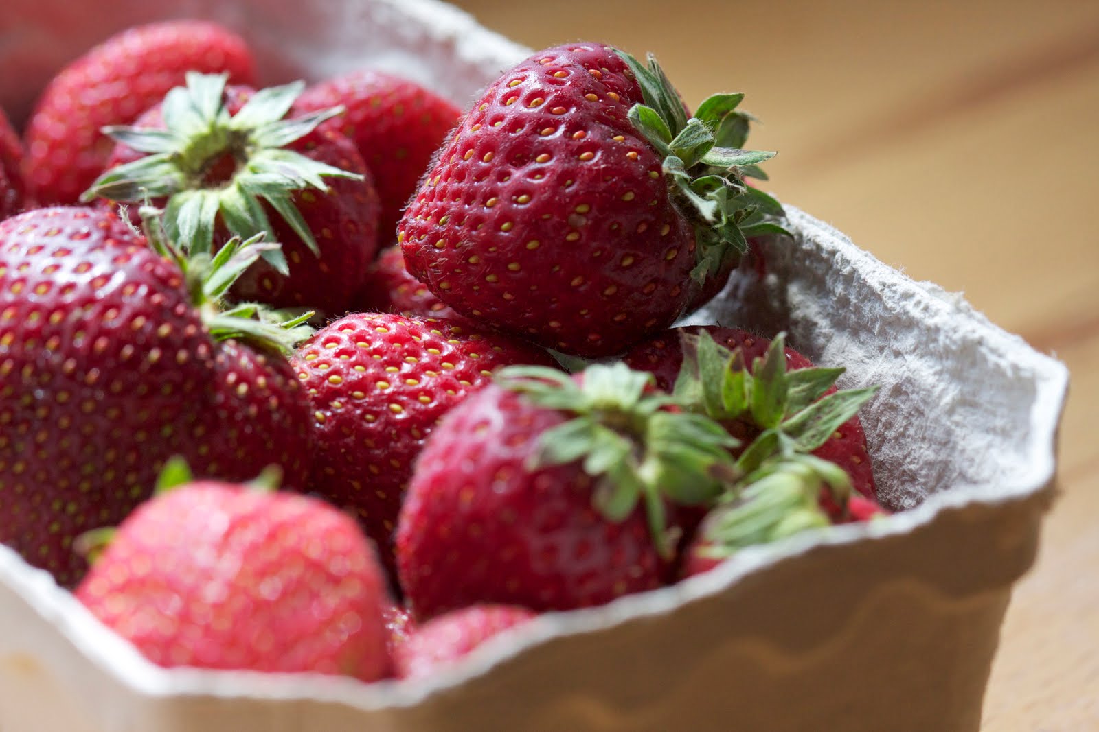 ShutterCook Strawberries Marinated in Balsamic Vinegar