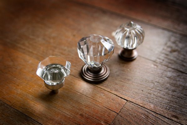 [GlassKnobs.jpg]