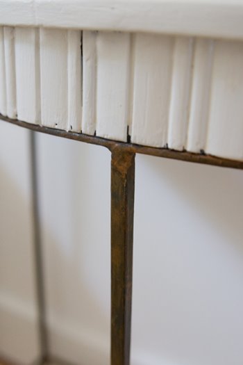 [Reading+Room+Rusty+Leg.jpg]