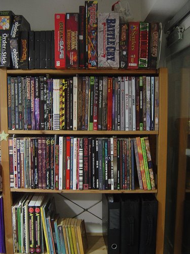 [gameshelf.jpg]
