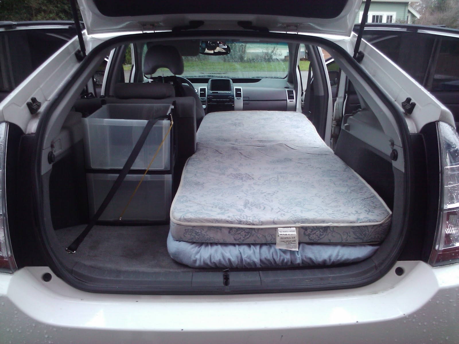 Queen Sized Bed In An Suv Queen Sized Bed In An Suv