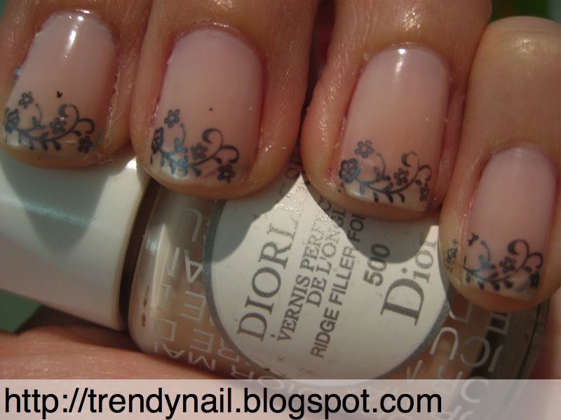 Dior Lisse n° 500, ridge filler, e nail stamping composto in argento