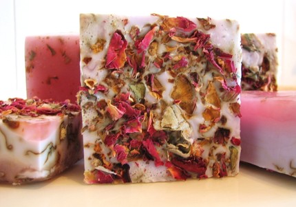 [Lilac+Rose+soap.jpg]