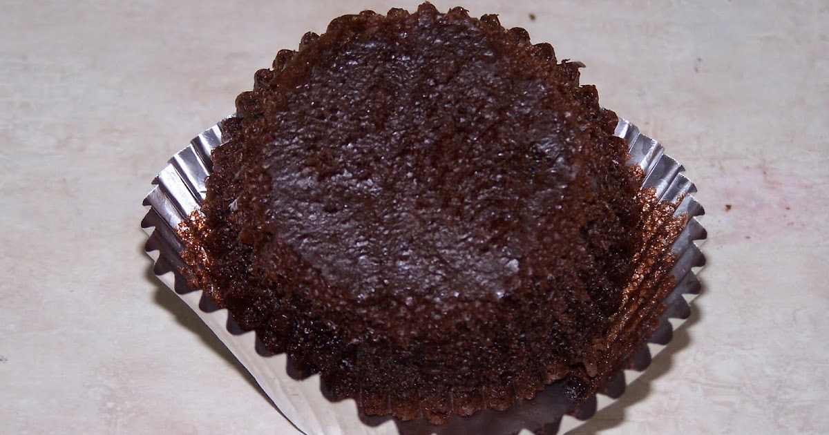 Dutch Oven Madness! Day 40 Chocolate Cupcakes